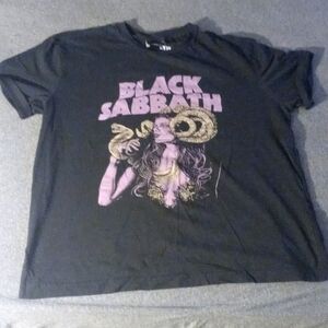 H&M black Sabbath shirt